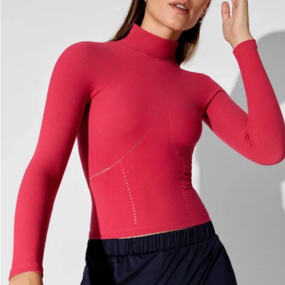 Dion Lee x Carbon38
Seamless Mesh Contrast Top size S nwt